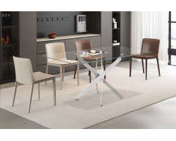 Table Lasi 160 cm en verre avec pieds chromés - Élégance moderne