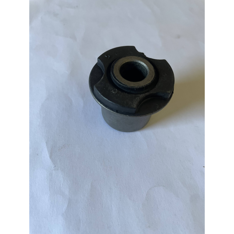 Silent bloc de poutre pour train arrière Peugeot 205/309 - Pièces Détachées