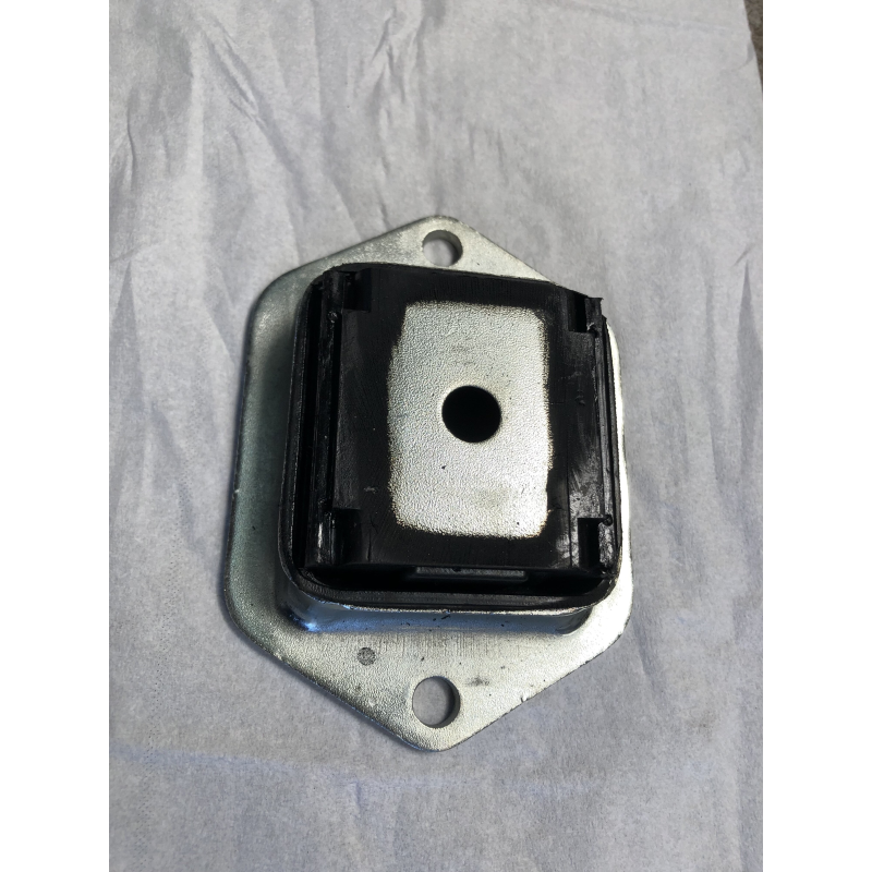 Silent bloc arrière pour train arrière Peugeot Partner & Citroën Berlingo