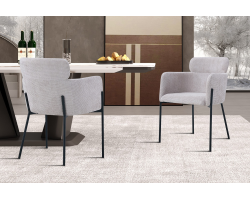 Chaise Naomi en tissu beige - Confort et élégance