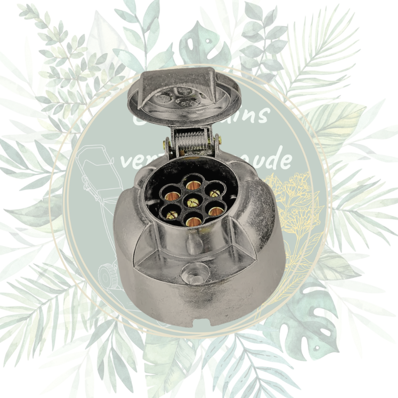 Prise socle femelle 7 broches métal 12V - Durabilité et fiabilité