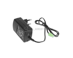 Chargeur de batteries NiCd/NiMh - Équipement Sportif