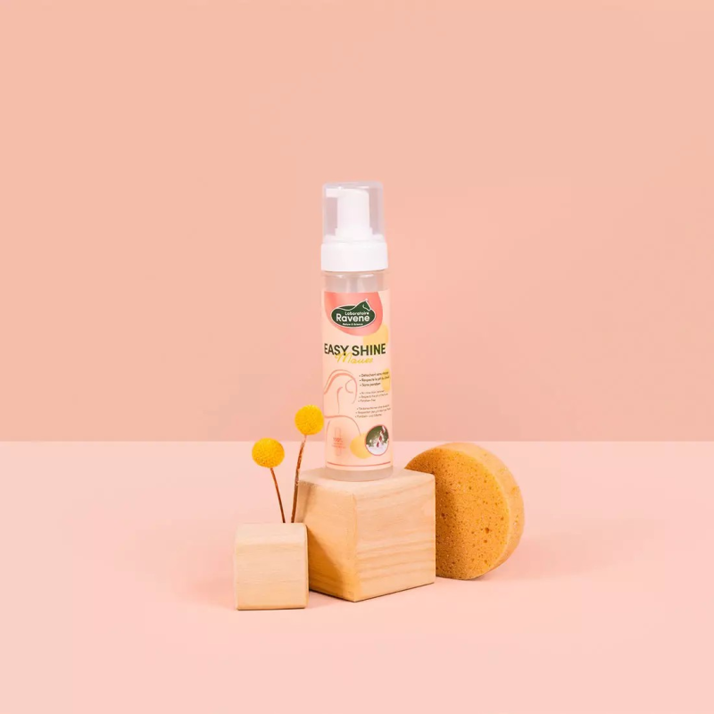 Easy Shine Mouss - Mousse Détachante pour Chevaux
